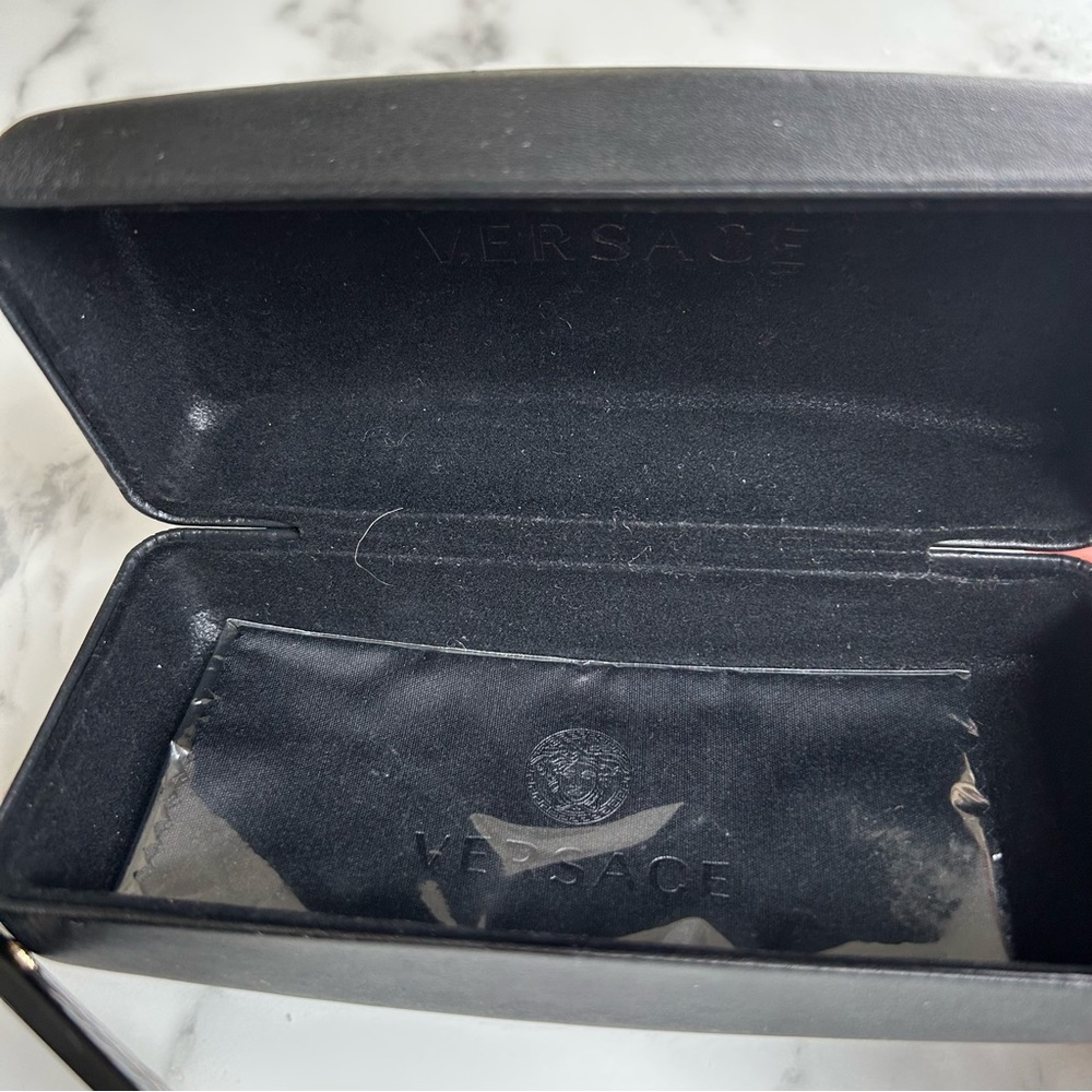 💯 authentic Versace sunglasses - Picture 10 of 10
